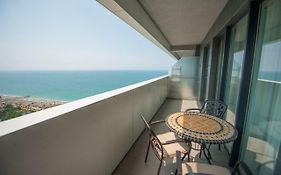 Fabulous Apartment In Batumi